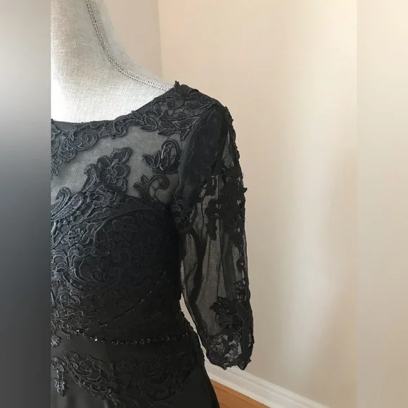 Novia Dress - Picture 3 of 7